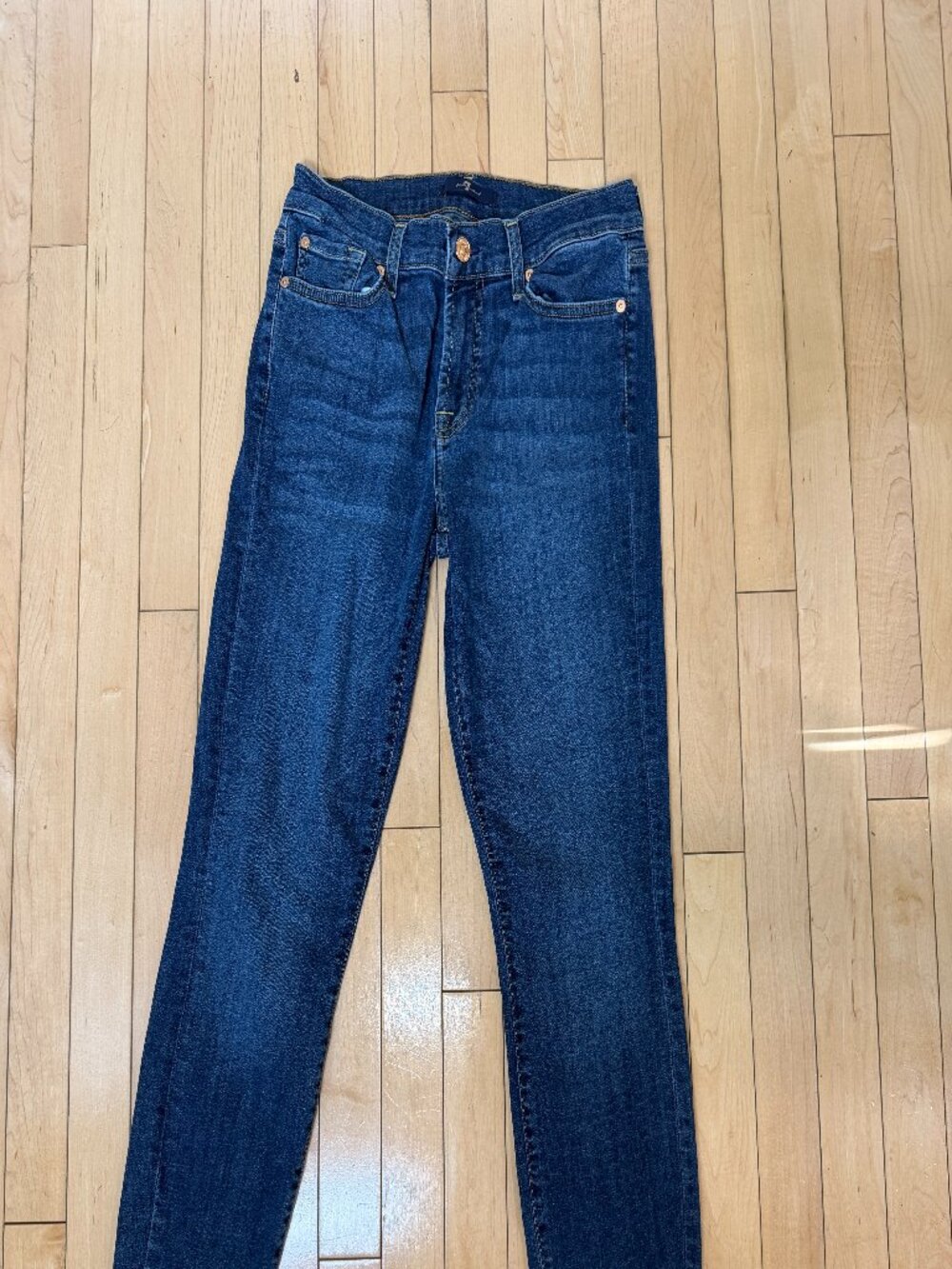 7 For All Mankind Dark Denim Ankle Gwenevere Jeans Size 28